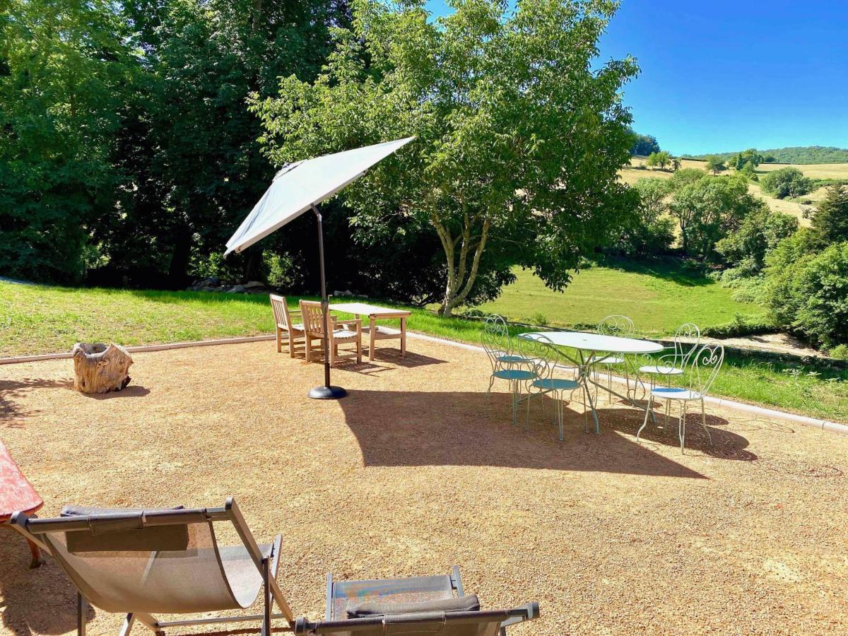 Les Hauts De Cluny Bagian luar foto