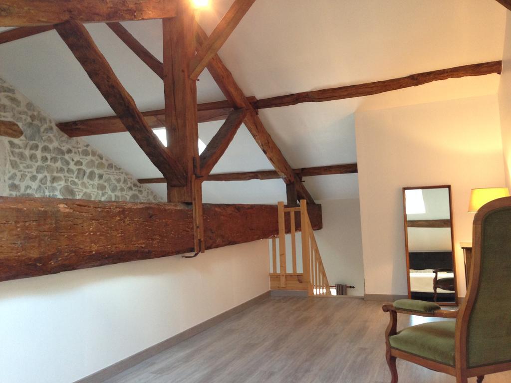 Les Hauts De Cluny Bagian luar foto