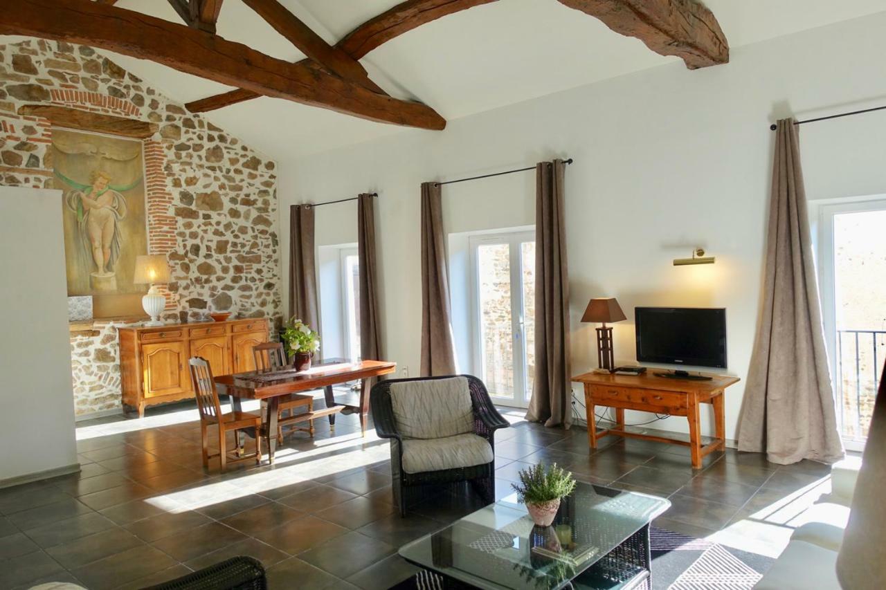 Les Hauts De Cluny Bagian luar foto